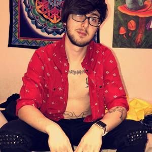 Meet your Posher, Max